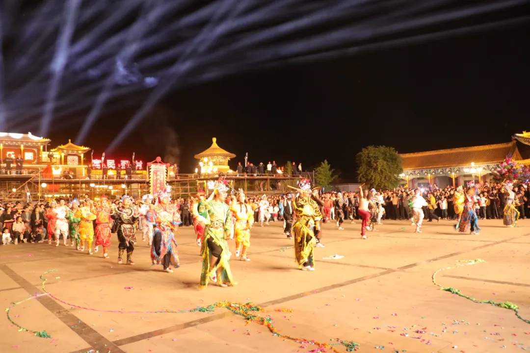 1714289773241618oeg7.jpg 26.webp.jpg